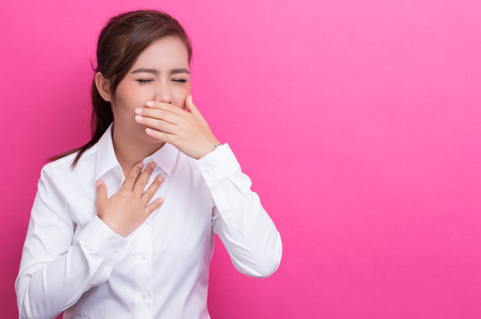 Beda Penyebab Batuk Berdahak dan Batuk Kering