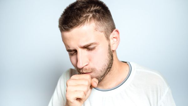 Penyakit Batuk Kering - Gejala, Penyebab, Pengobatan - Klikdokter.com