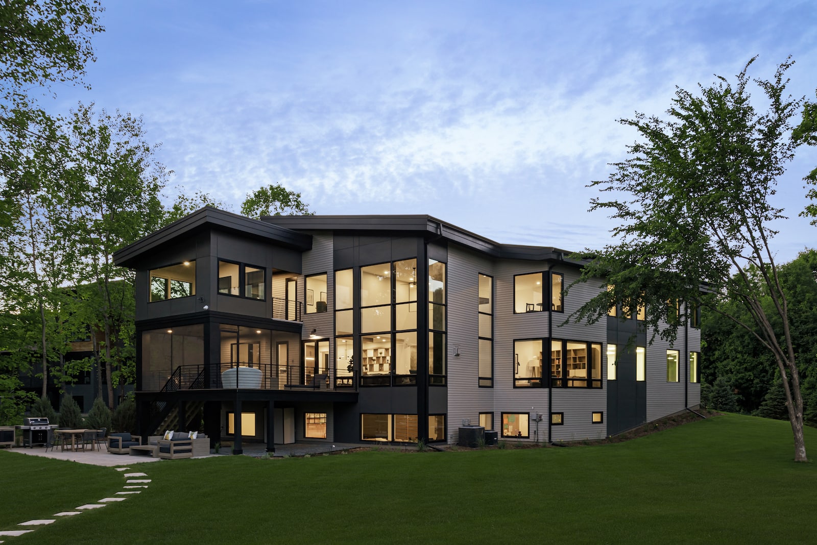 Modern Custom Home Builders Edina | Minneapolis | Eagan | Minnetonka