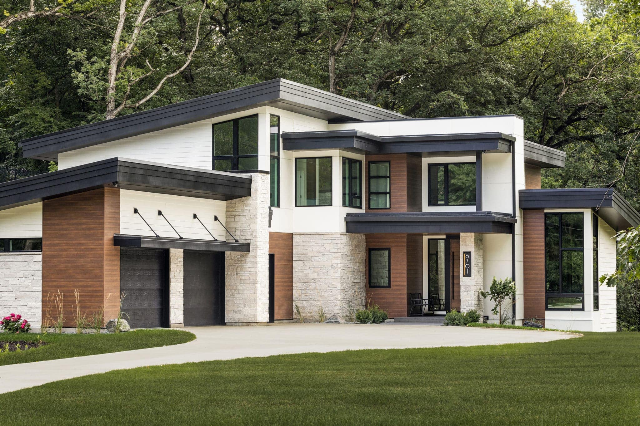 Modern Custom Home Builders Edina | Minneapolis | Eagan | Minnetonka